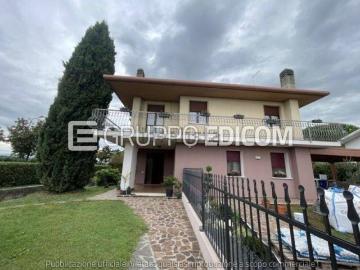 Appartamento in vendita di 233 m² in Via L. da Ponte