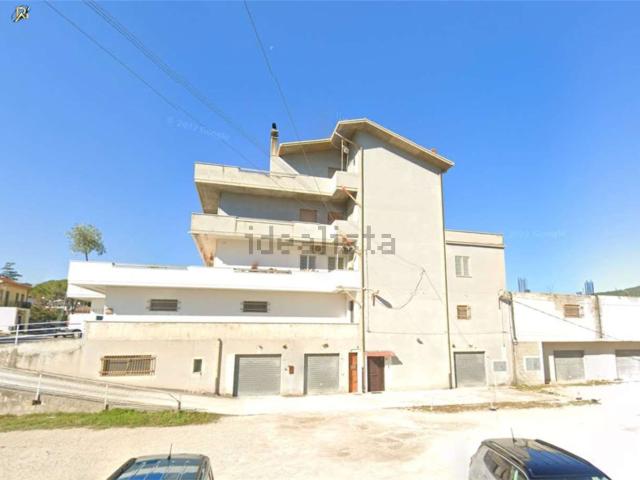 Appartamento in vendita di 234 m² in Via Nazionale, 341
