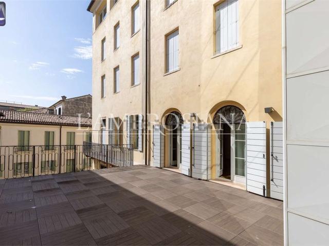 Appartamento in vendita di 235 m²