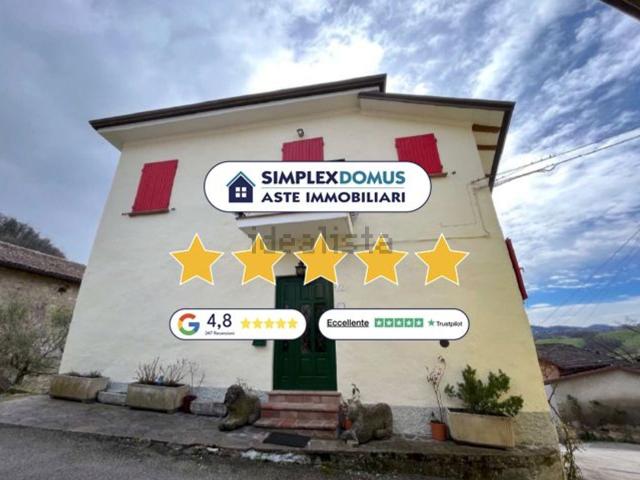 Appartamento in vendita di 235 m² in Via Cortogno
