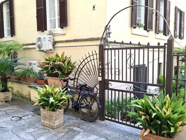 Appartamento in vendita di 235 m² in Via Crescenzio, 43
