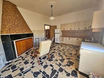 Appartamento in vendita di 235 m² in Via Giulio Cesare