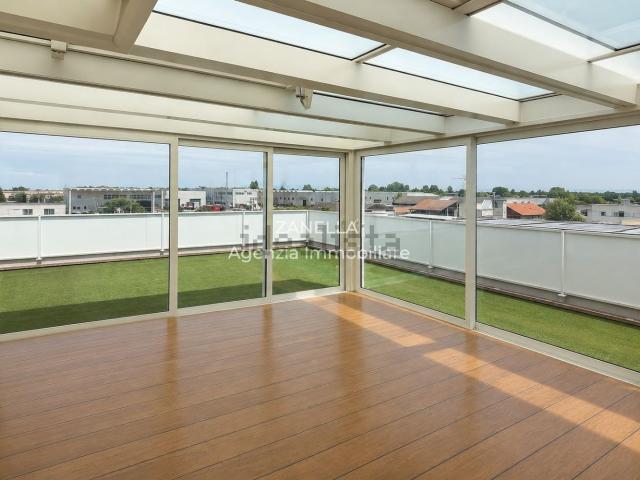 Appartamento in vendita di 235 m² in Via Giuseppe Garibaldi
