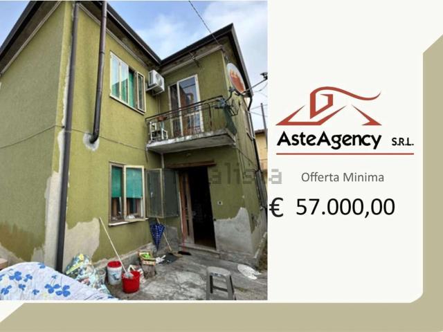 Appartamento in vendita di 235 m² in Via Europa, 6