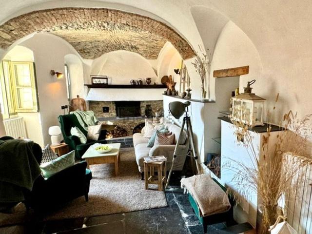 Appartamento in vendita di 235 m² in Via San Michele