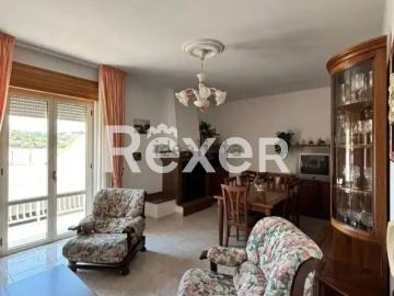 Appartamento in vendita di 235 m² in Via Serafino