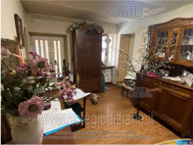 Appartamento in vendita di 235 m² in Via Piccaluga, 5