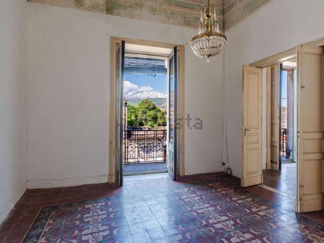 Appartamento in vendita di 235 m² in Via Roma, 19