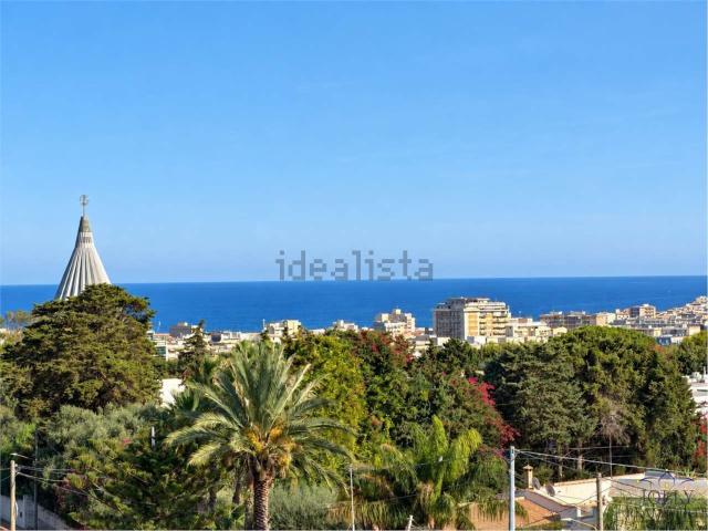 Appartamento in vendita di 236 m² in Via Galermi