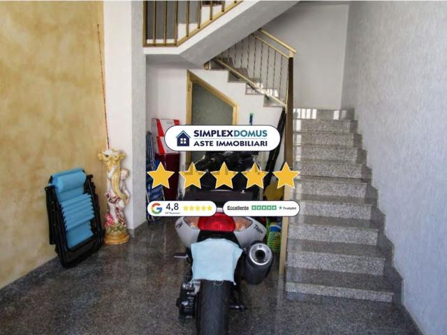 Appartamento in vendita di 237 m² in Via Bonanno