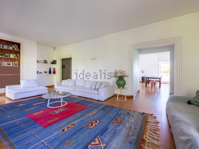 Appartamento in vendita di 237 m² in Strada 7, 49