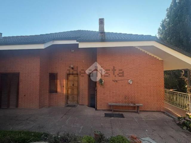 Appartamento in vendita di 237 m² in Strada San Raffaele, 8