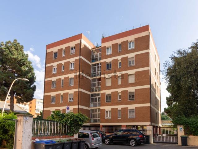 Appartamento in vendita di 239 m² in Via Capitanata, 2