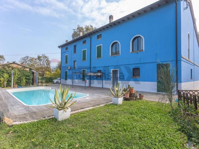 Appartamento in vendita di 239 m² in Via Trieste, 58