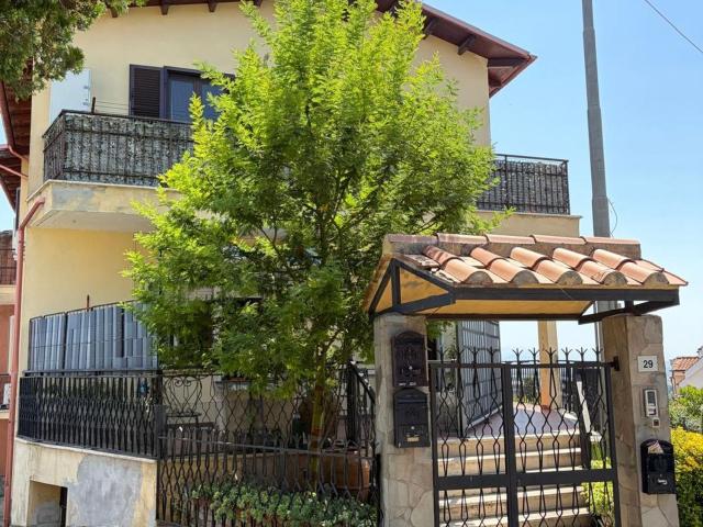 Appartamento in vendita di 240 m²