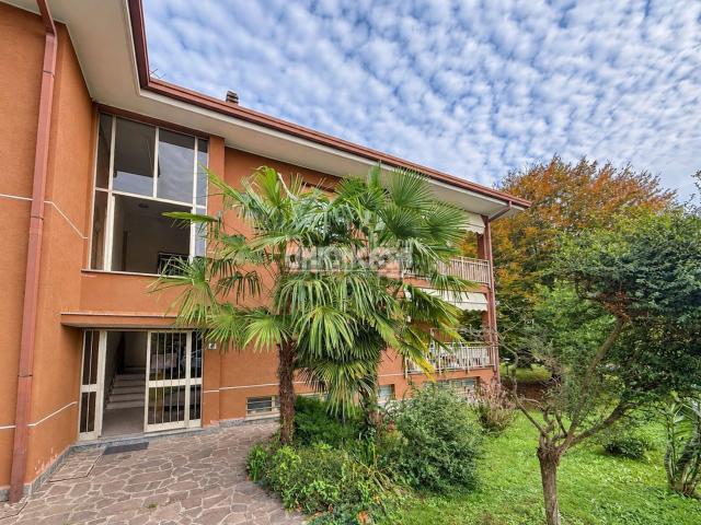 Appartamento in vendita di 240 m² in Via Alessandro Volta