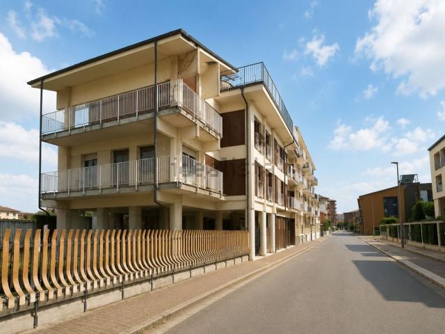 Appartamento in vendita di 240 m² in Via Bezzecca, 36