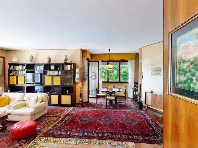 Appartamento in vendita di 240 m² in Via Bellosguardo