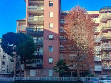 Appartamento in vendita di 240 m² in Via Bellingera, 3