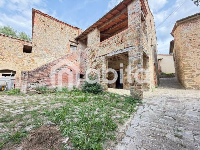 Appartamento in vendita di 240 m² in Via Giulio Cesare