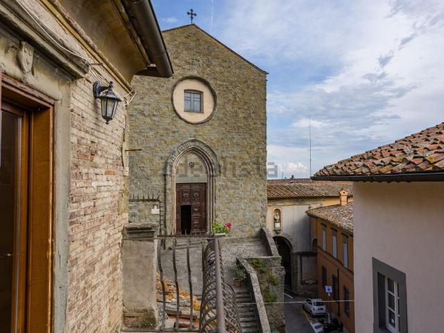 Appartamento in vendita di 240 m² in Via Giuseppe Maffei