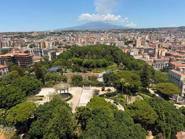 Appartamento in vendita di 240 m² in Via Domenico Cimarosa, 10