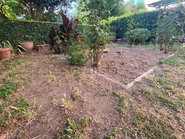 Appartamento in vendita di 240 m² in Via di Gello