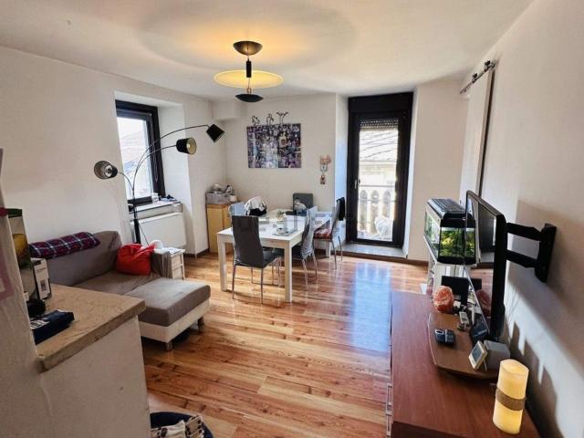 Appartamento in vendita di 240 m² in Via Maier Contrada Taliana, 52
