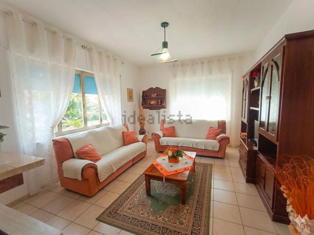 Appartamento in vendita di 240 m² in Via San Nicola, 2