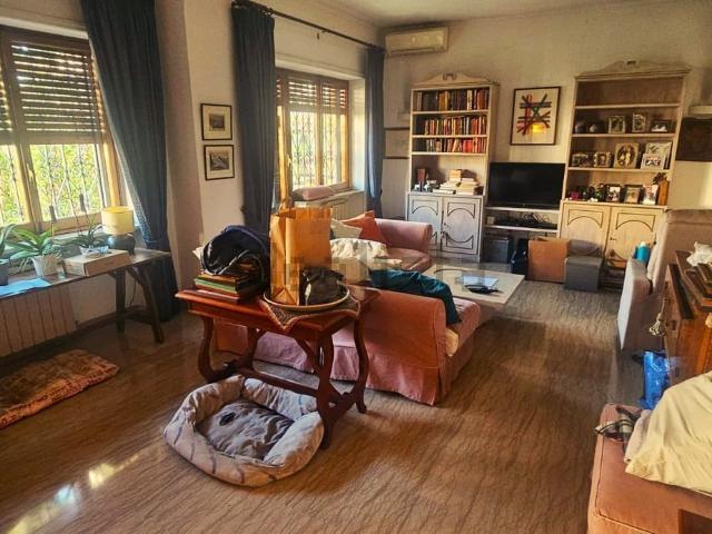 Appartamento in vendita di 240 m² in Via San Damaso, 34