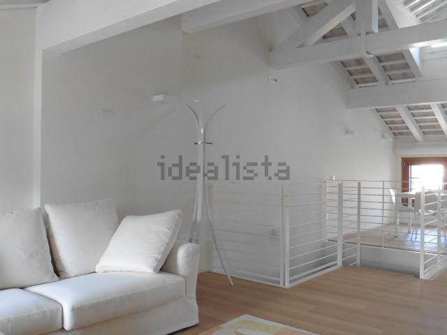 Appartamento in vendita di 240 m² in Via Sant&apos Agostino