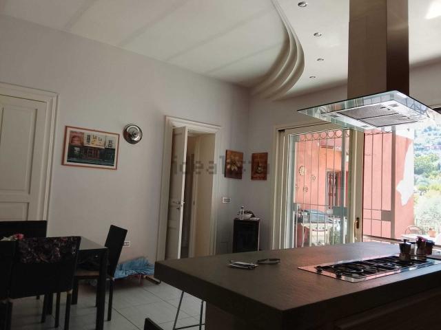 Appartamento in vendita di 240 m² in Via Roma, 38