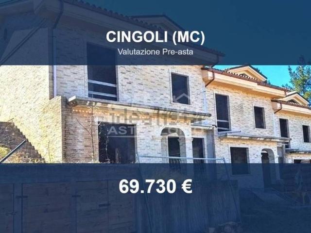 Appartamento in vendita di 240 m² in Via Trentavisi