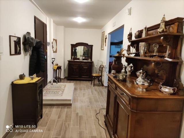Appartamento in vendita di 240 m² in Via XXI Luglio, 88