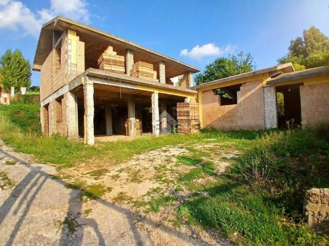 Appartamento in vendita di 240 m² in Viale Aldo Moro, 13
