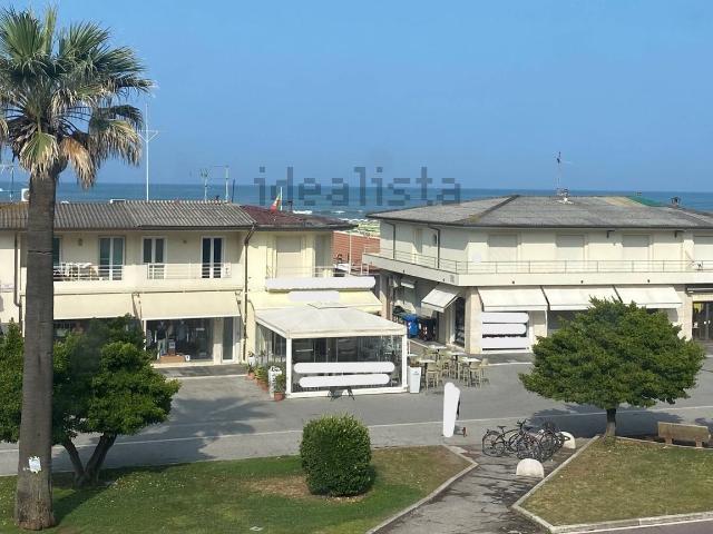 Appartamento in vendita di 240 m² in Viale Giosuè Carducci, 28
