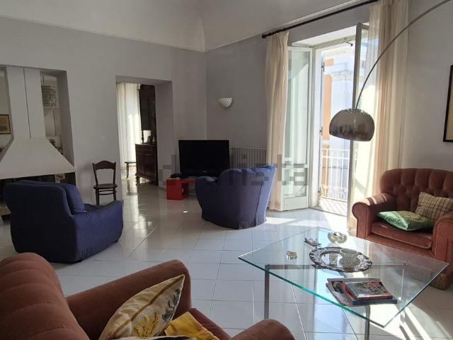 Appartamento in vendita di 240 m² in Corso Vittorio Emanuele