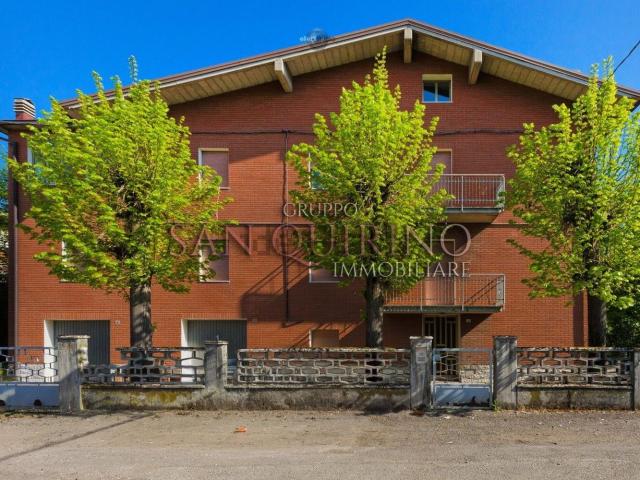 Appartamento in vendita di 241 m² in Via Deledda, 2