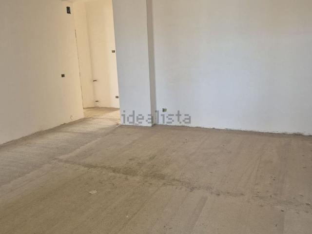 Appartamento in vendita di 241 m² in Via XXI Ottobre