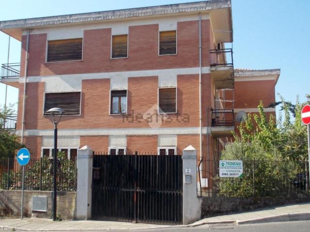 Appartamento in vendita di 242 m² in Via dell&apos Amicizia, 13