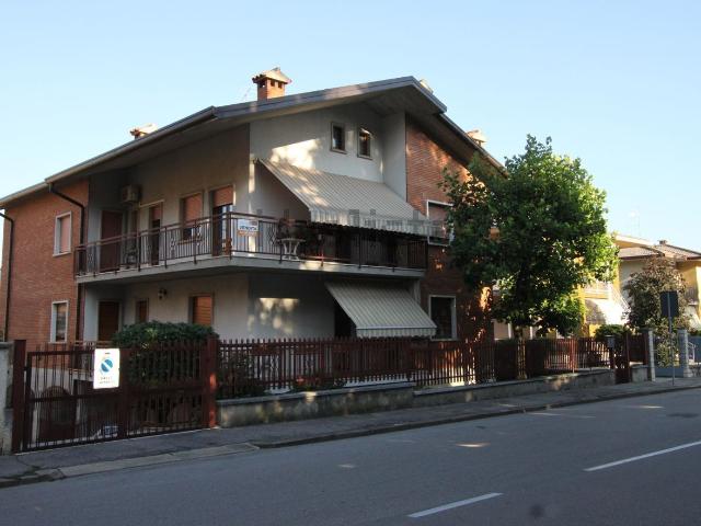 Appartamento in vendita di 242 m² in Via Poiano, 18
