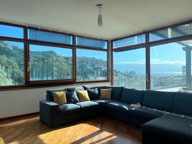 Appartamento in vendita di 242 m² in Via Pietro Castelli, 11