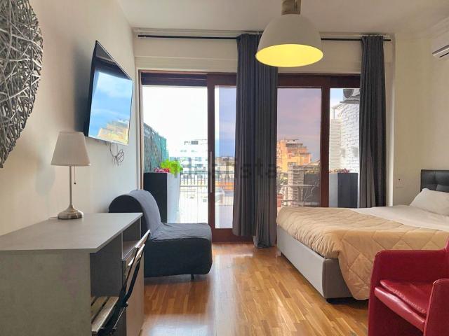 Appartamento in vendita di 242 m² in Corso Cavour, 160