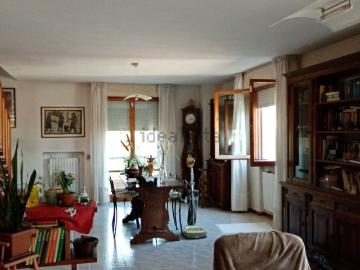 Appartamento in vendita di 244 m²