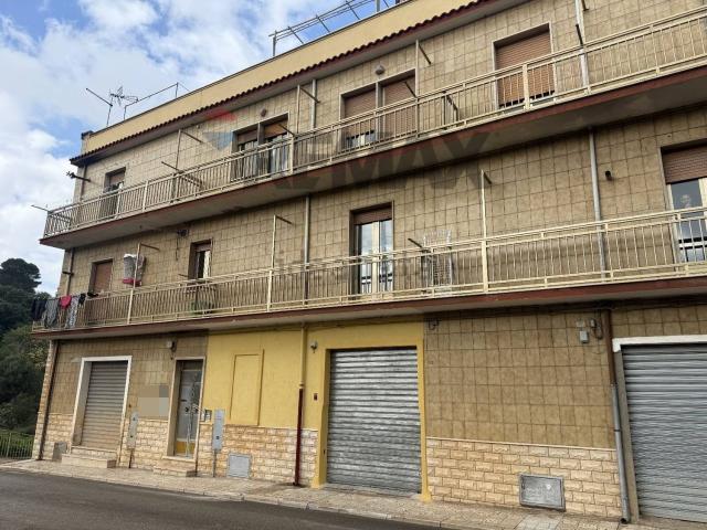 Appartamento in vendita di 244 m² in Via Guglielmo Marconi