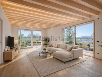 Appartamento in vendita di 245 m² in Via Alcide de Gasperi