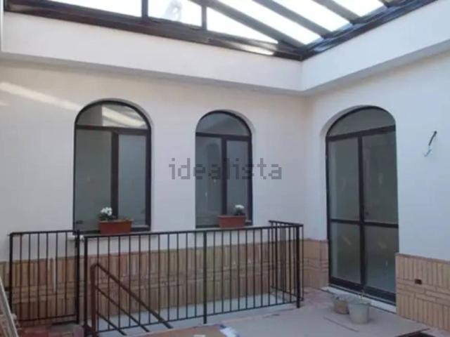 Appartamento in vendita di 245 m² in Via Francesco Sorrentino