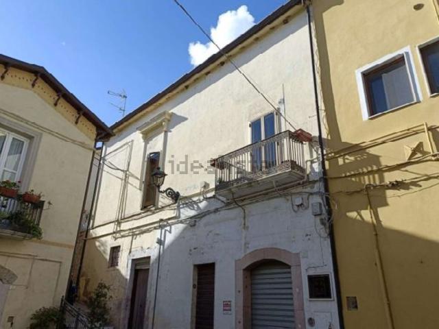 Appartamento in vendita di 245 m² in Vico Ortigara