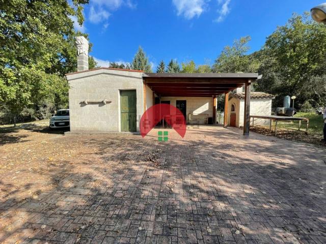 Appartamento in vendita di 245 m² in Strada Provinciale Timmari Santa Chiara