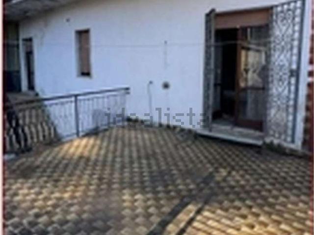 Appartamento in vendita di 246 m² in Via Incoronata, 13